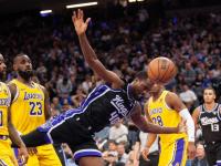 加时末段里尔调整名单以备全明星赛；主帅复盘环节打磨；目标明确；身体对抗强度拉满的简单介绍-爱游戏登录入口