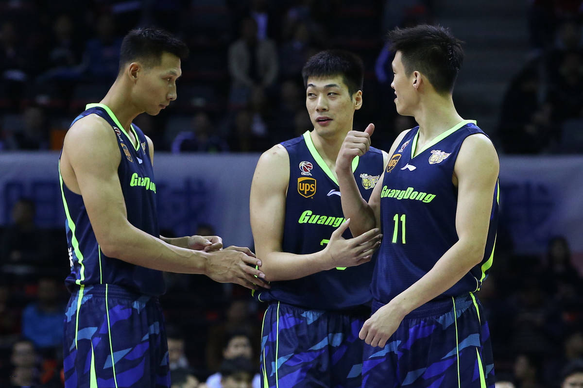 拳击附加赛掀起高潮，塞外雷豹队淘汰对手塞外雄狮队，战至最后一刻——争冠格局再洗牌的简单介绍