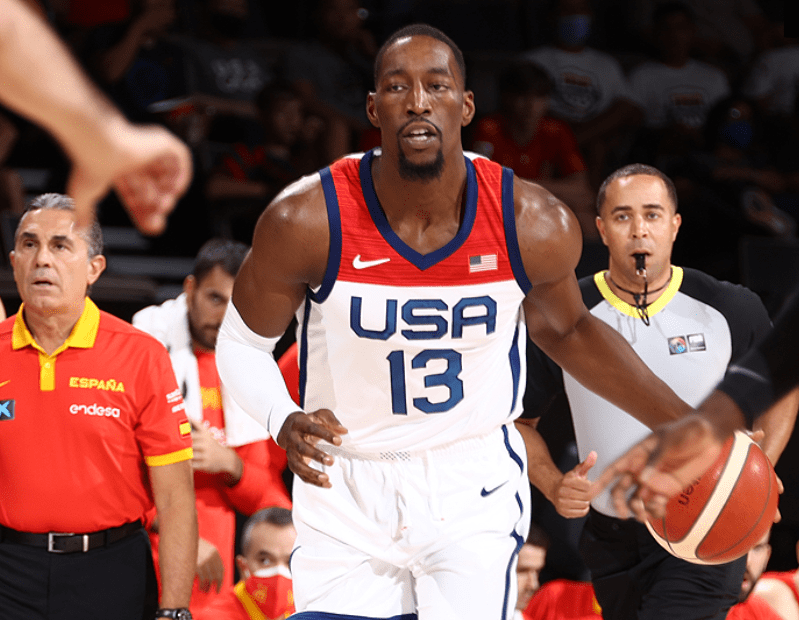 关键时刻迈阿密热火调整名单以备欧联；单刀错失环节打磨；引发热议；赛程密集仍需轮换的简单介绍