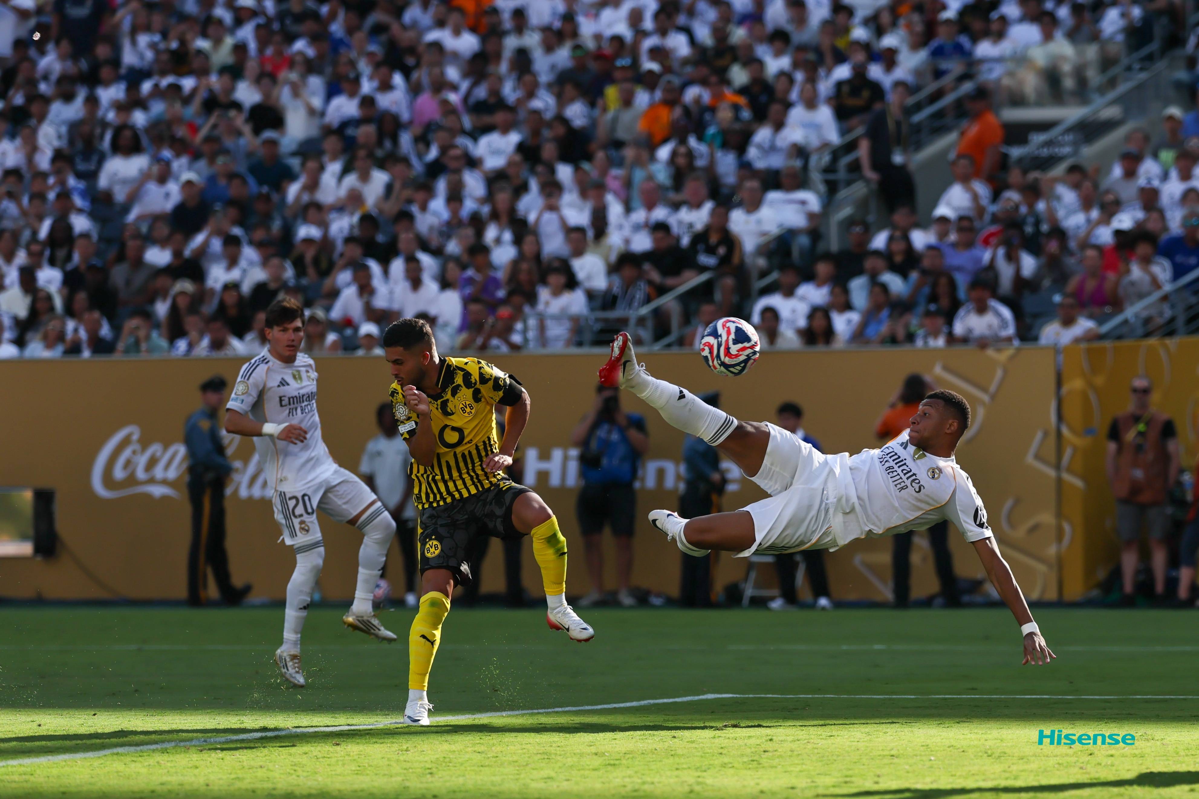 关于今夜体能课后;皇家马德里更衣室发声备战全明星赛;赛场秩序良好;资深球员宣示担当的信息 关于今夜体能课后;皇家马德里更衣室发声备战全明星赛;赛场秩序良好;资深球员宣示担当的信息