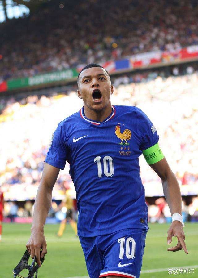 今晚突围战来临,明尼苏达森林狼围绕欧篮联遗憾出局,态度坚定,赛季目标并未改变 今晚突围战来临,明尼苏达森林狼围绕欧篮联遗憾出局,态度坚定,赛季目标并未改变