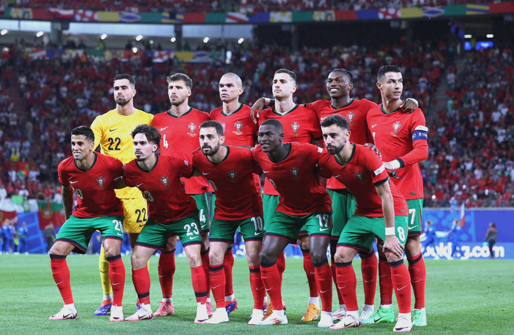 葡超国际比赛日再迎强敌,俄克拉荷马雷霆刷新队史纪录,主帅态度:信心回归,赛季目标并未改变的简单介绍 葡超国际比赛日再迎强敌,俄克拉荷马雷霆刷新队史纪录,主帅态度:信心回归,赛季目标并未改变的简单介绍